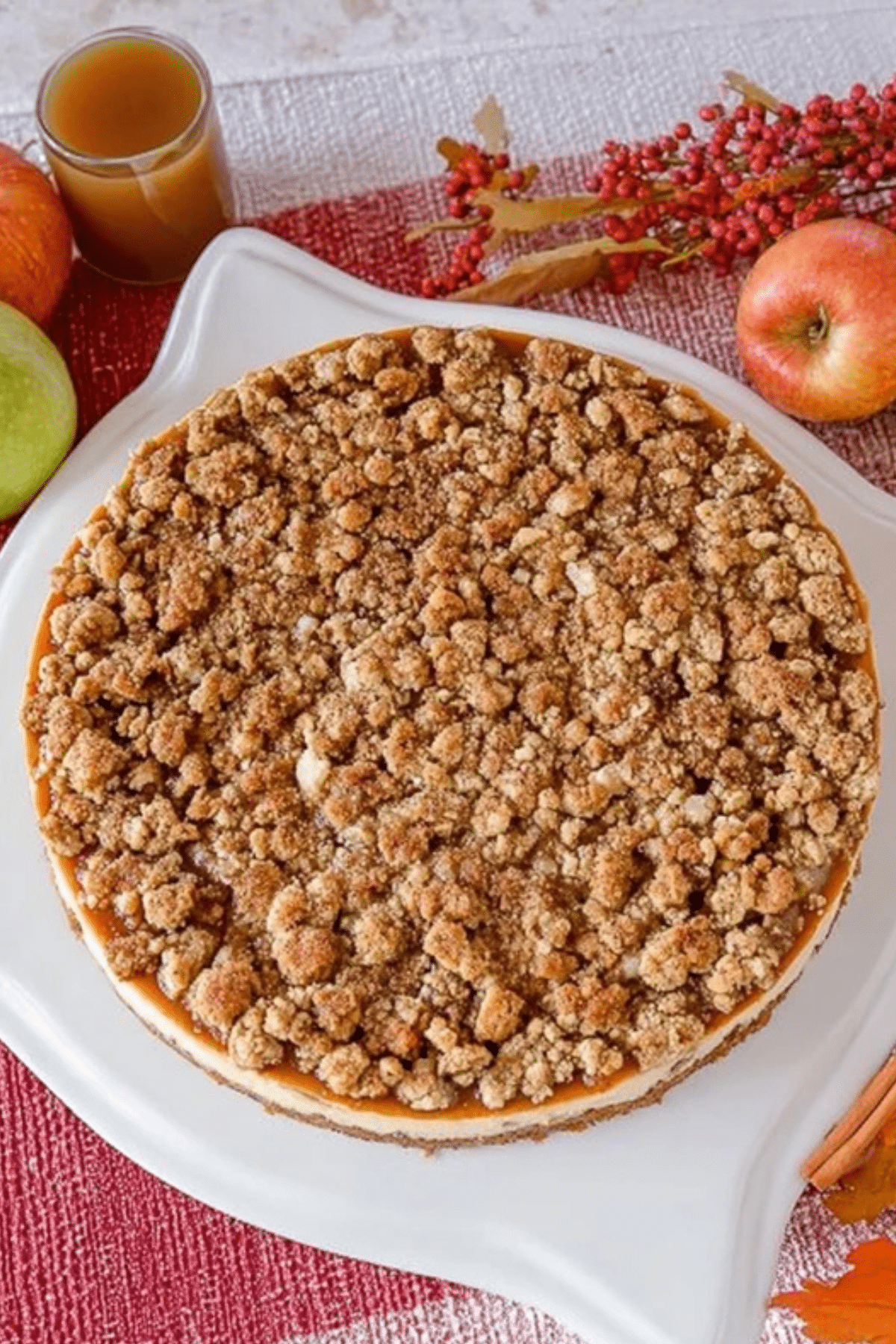 Apple Crisp Cheesecake