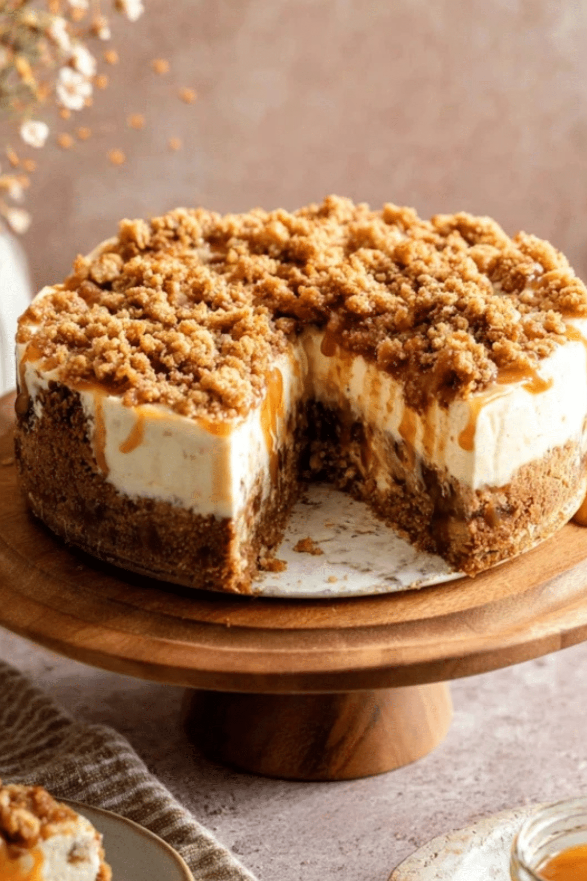 Apple Crumble Cheesecake